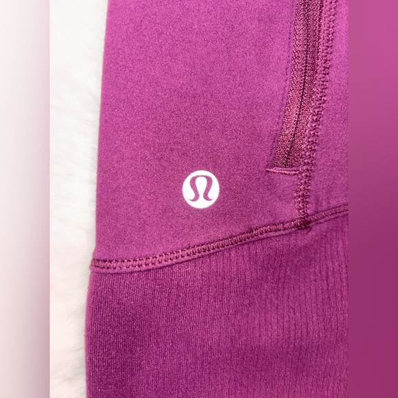 Lululemon Won’t Stop Slim Fit Vest | Size 4 | Zip Up Athletic Layer - Picture 3 of 3